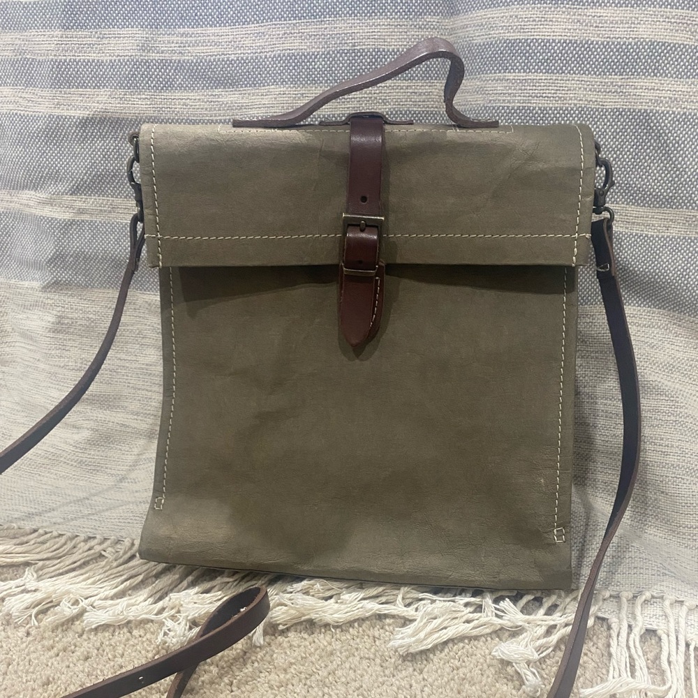 Uashmama Paper Bag Crossbody Purse
